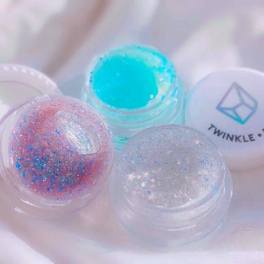 twinkle pop  jelly Glitter/CLIO/ジェル・クリームアイシャドウを使ったクチコミ（2枚目）