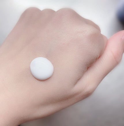 アクアレーベル ホワイトケア ミルクのクチコミ「アクアレーベル (青色)美白ケア
ホワイトケア ミルク
化粧水は黄色のエイジングケアのものを.....」(2枚目)