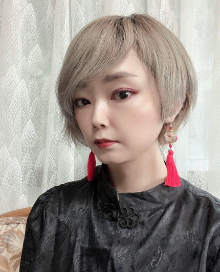 THREE シマリング グロー デュオ/THREE/クリームハイライトを使ったクチコミ(4枚目)