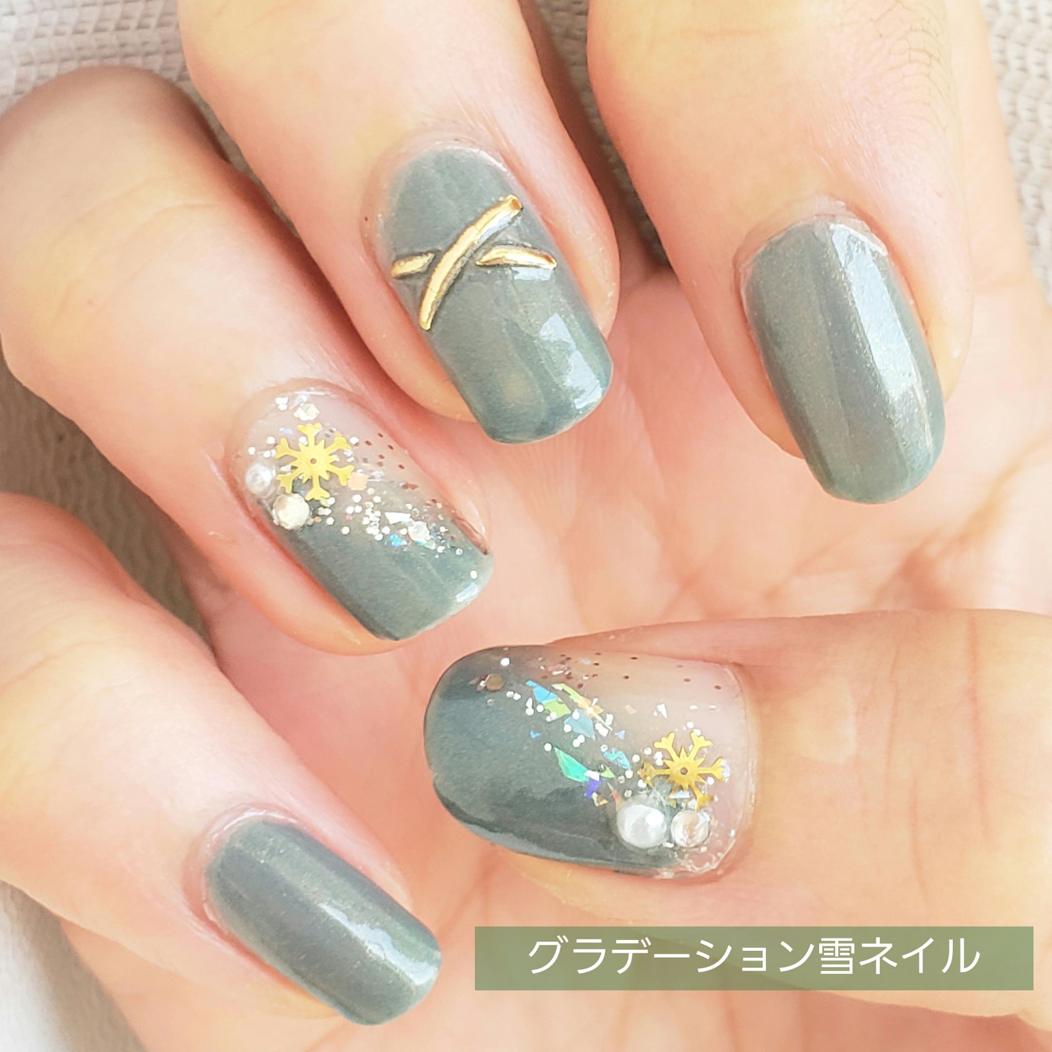 #セルフネイル,#雪ネイルのネイルデザイン