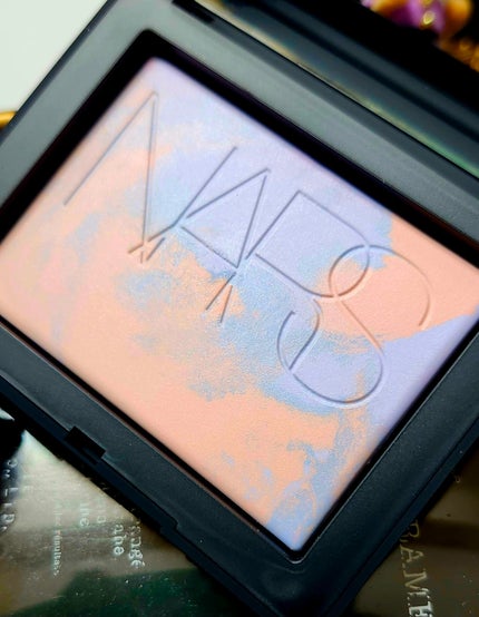 ライトリフレクティング プリズマティックパウダー/NARS/プレストパウダーを使ったクチコミ(2枚目)