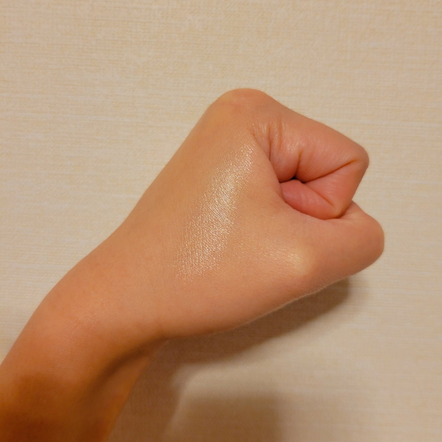 ボーム エサンシエル/CHANEL/スティックハイライトを使ったクチコミ(2枚目)