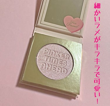 チーク ポッパー ハイライター/Too Faced/パウダーチークを使ったクチコミ（2枚目）