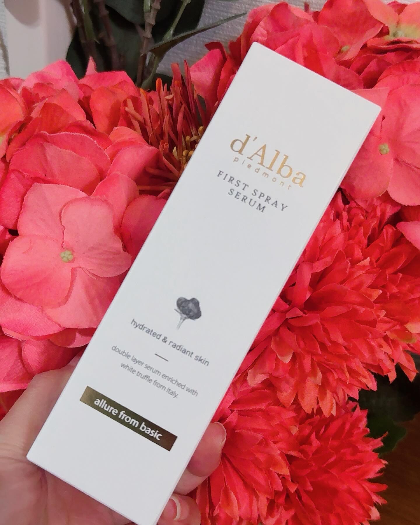 #PR　#ダルバ #dAlba　

d’Alba(ダルバ) ホワイトトリュフファーストスプレーセラムをお試ししました。

「CAミスト」という愛称でバズったこちらは、手軽に保湿ケアができる2層タイプの保湿ミストになります。

2層式のユニー