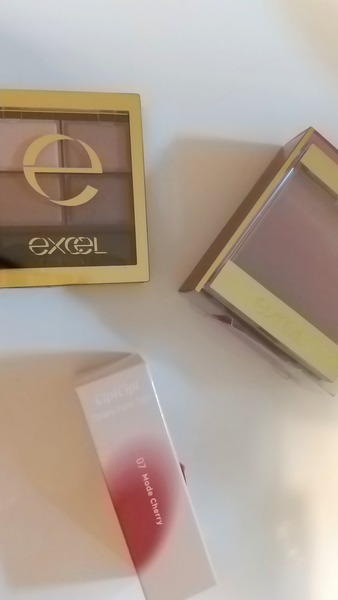 オーラティック ブラッシュ/excel/パウダーチークを使ったクチコミ（1枚目）