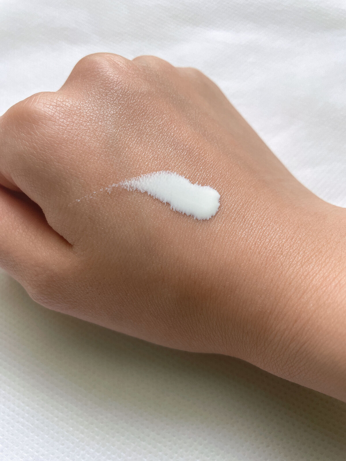 皮脂テカリ防止下地/CEZANNE/化粧下地を使ったクチコミ（3枚目）