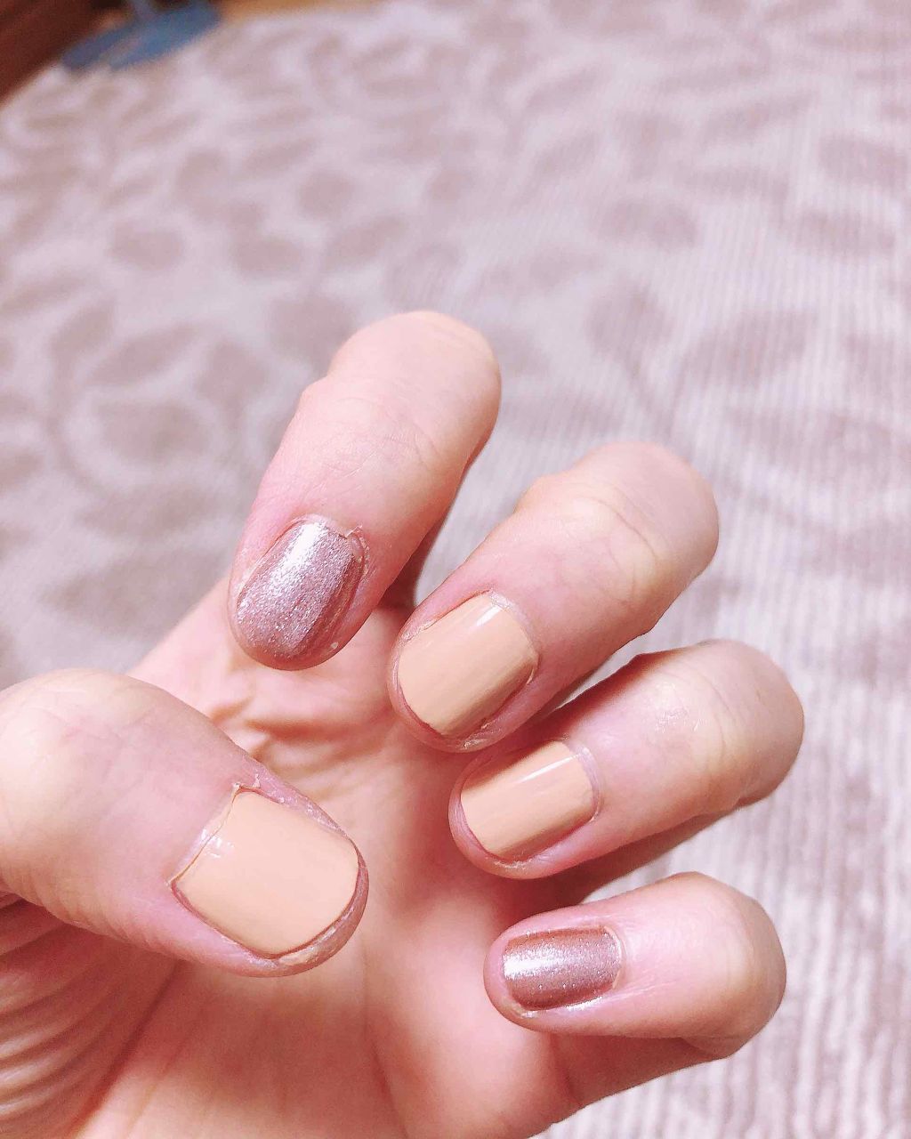 ネイルホリック リミテッドカラー Sweets Holic GD061/ネイルホリック/マニキュアを使ったクチコミ（3枚目）