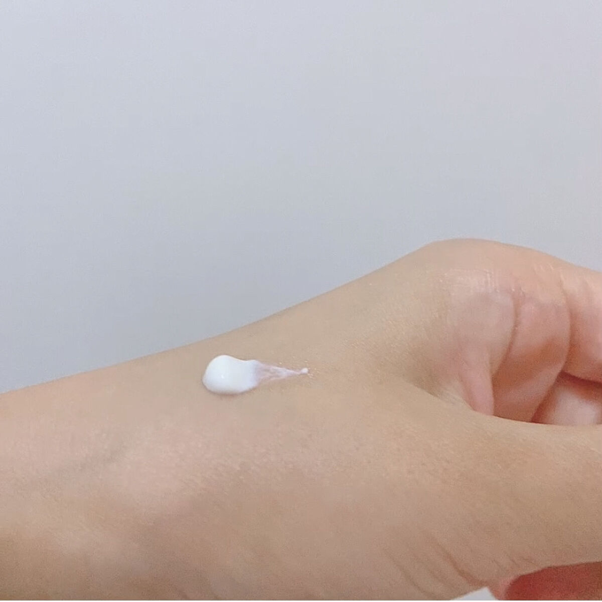 Sun Crush！UV essence 〜向日葵〜/Shiro no Sakura./日焼け止めクリームを使ったクチコミ（2枚目）