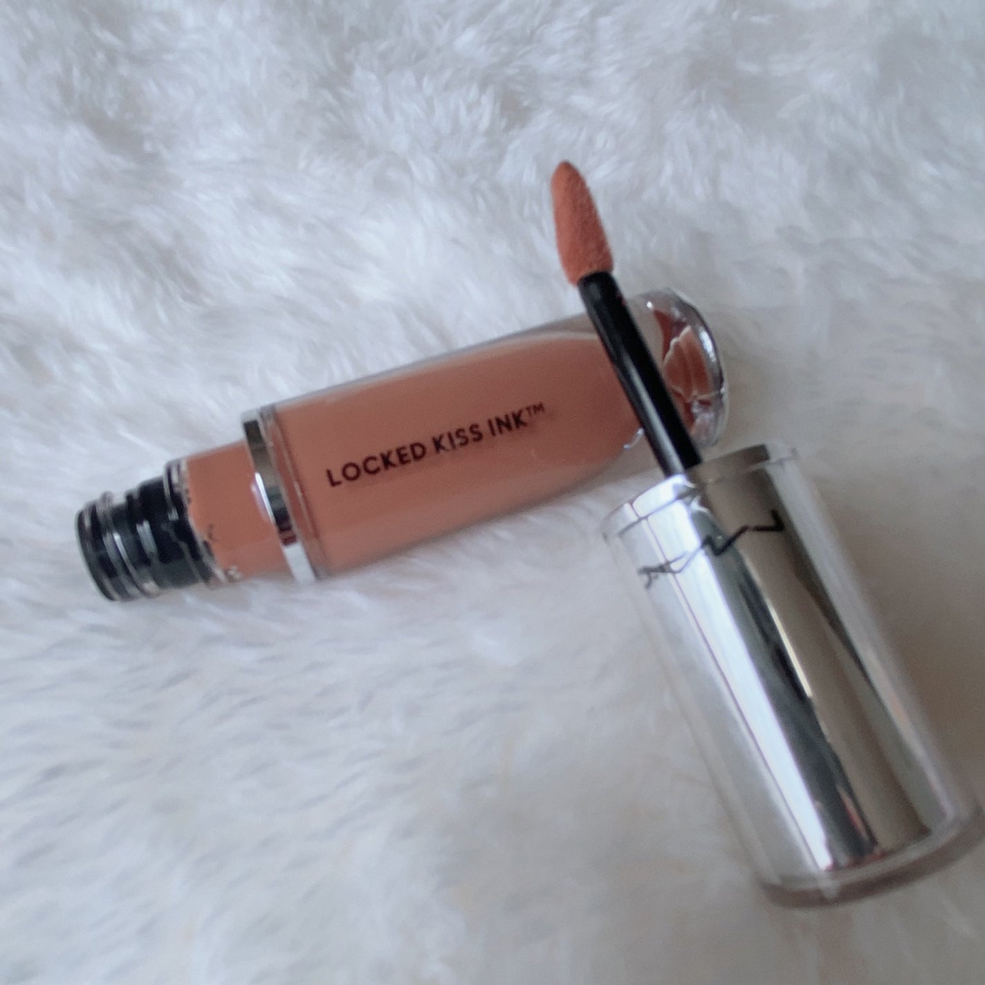 M·A·C ロックド キス インク リップカラー/M・A・C/口紅を使ったクチコミ(1枚目)