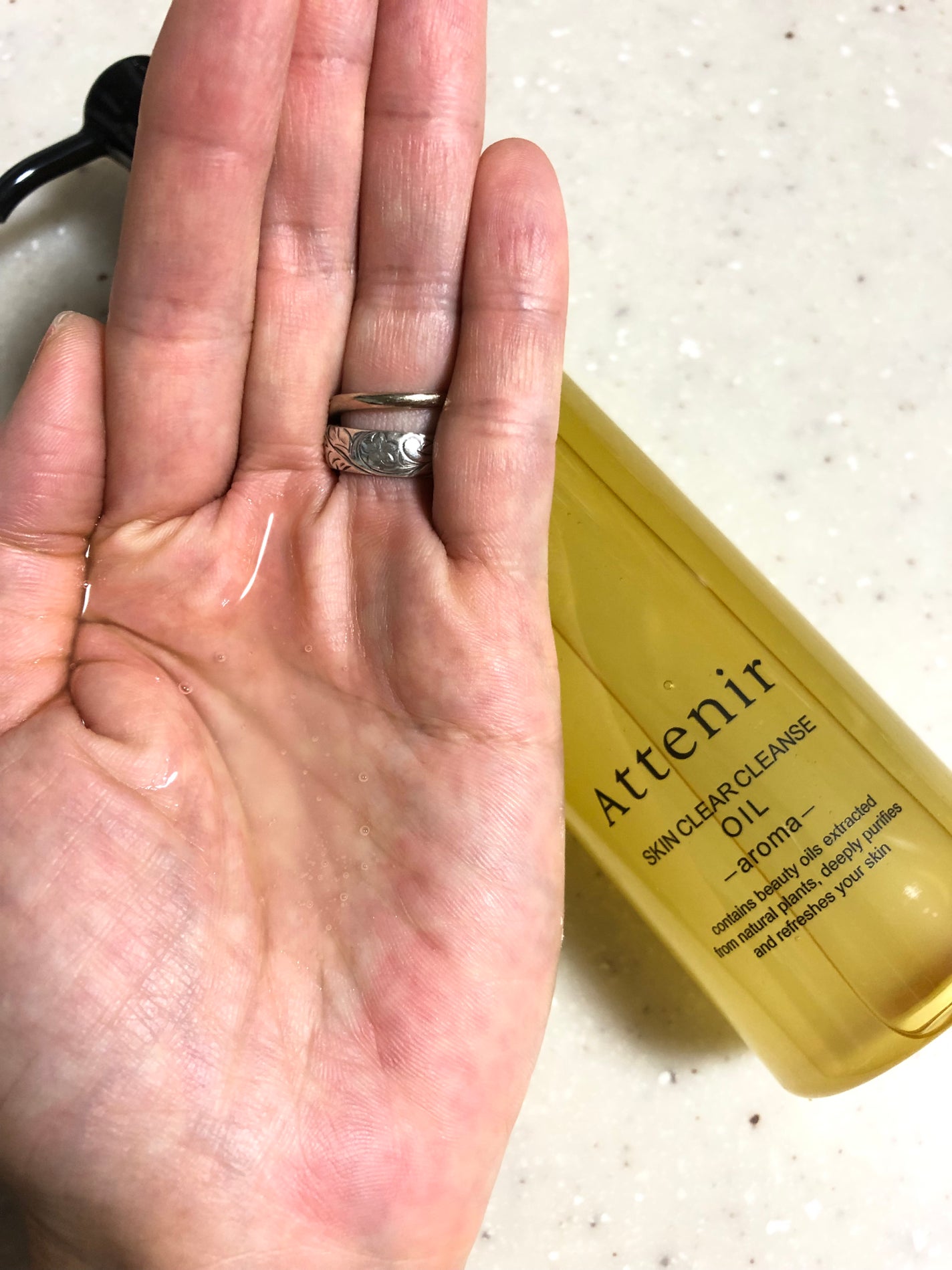 スキンクリア クレンズ オイル <アロマタイプ>/アテニア/オイルクレンジングを使ったクチコミ(2枚目)