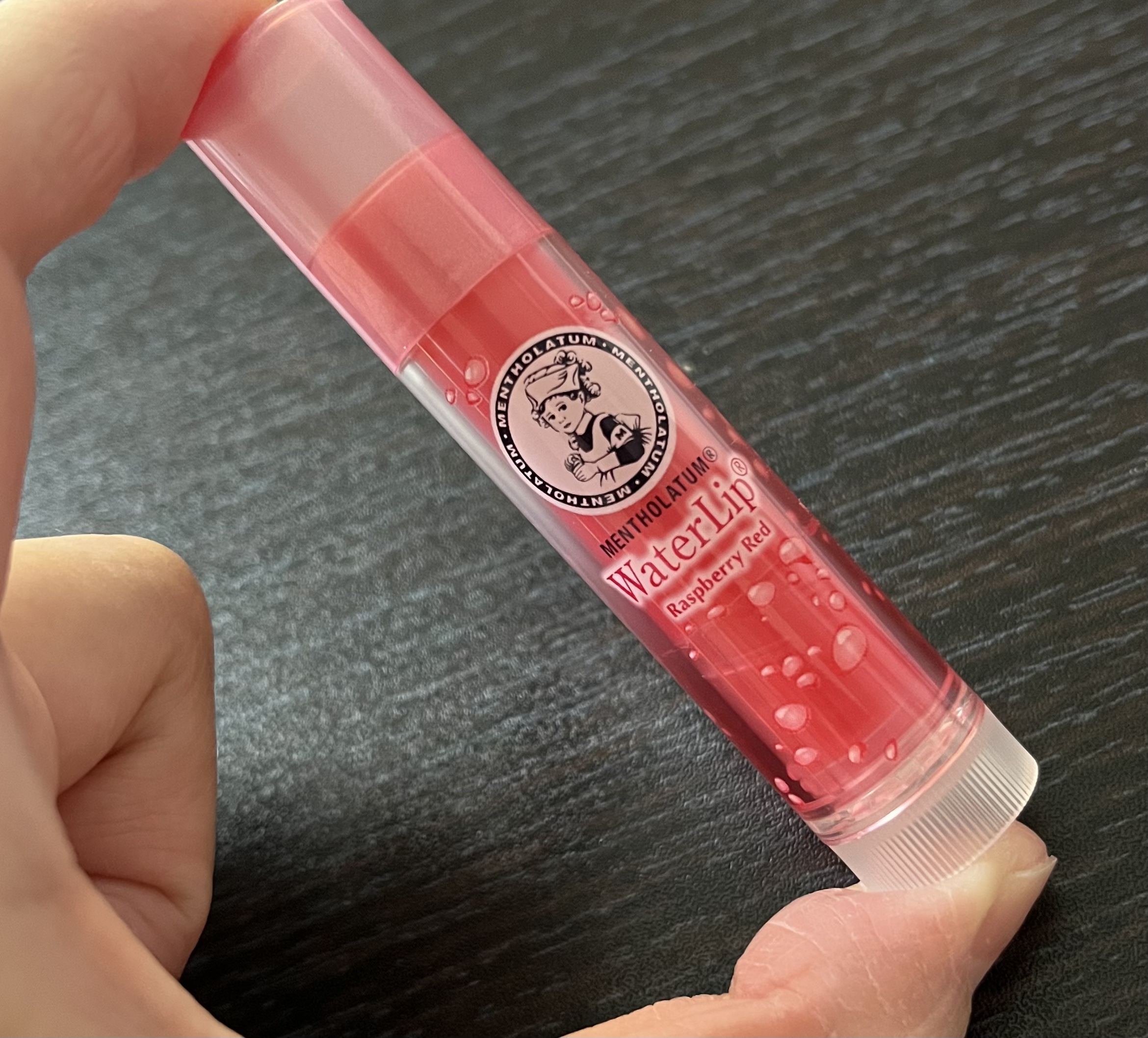 ウォーターリップ ほんのり色つき ラズベリーレッド/メンソレータム/リップクリームを使ったクチコミ（2枚目）