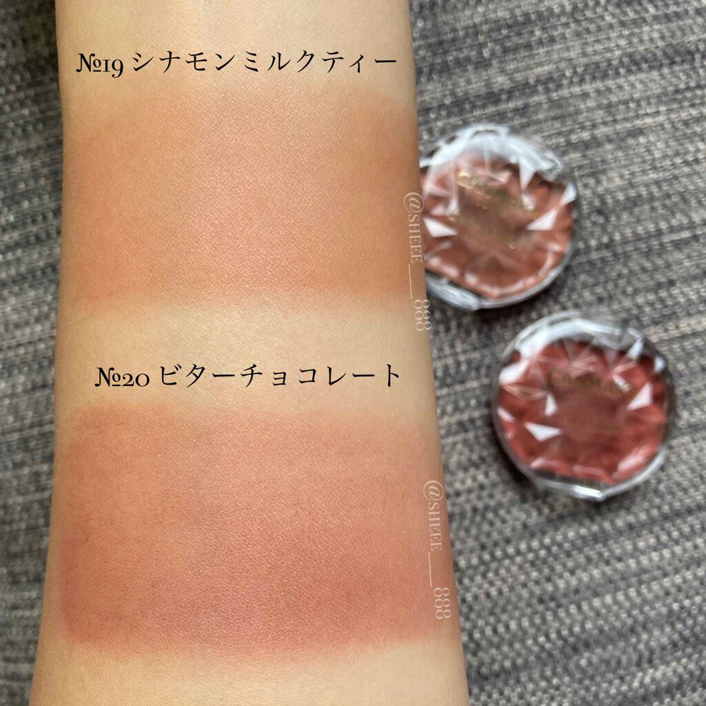 新色レビュー】クリームチーク｜キャンメイクの人気色を比較