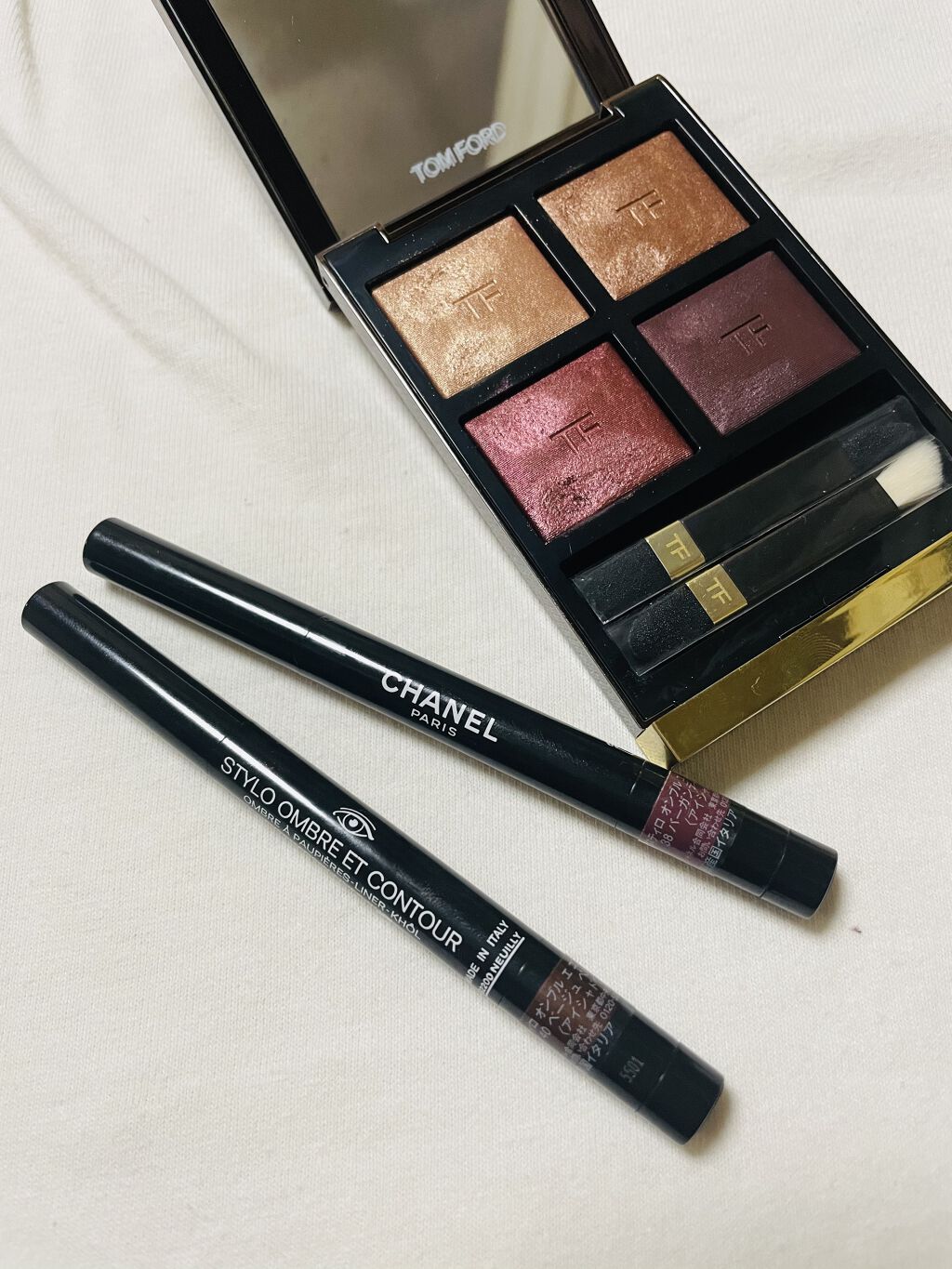 スティロ オンブル エ コントゥール 40 ベージュ ペルレ/CHANEL/スティックアイシャドウを使ったクチコミ（1枚目）