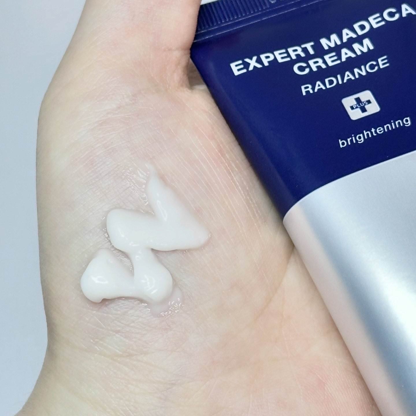 エキスパートマデカクリーム （レイディアンス）/センテリアン24/フェイスクリームを使ったクチコミ（3枚目）