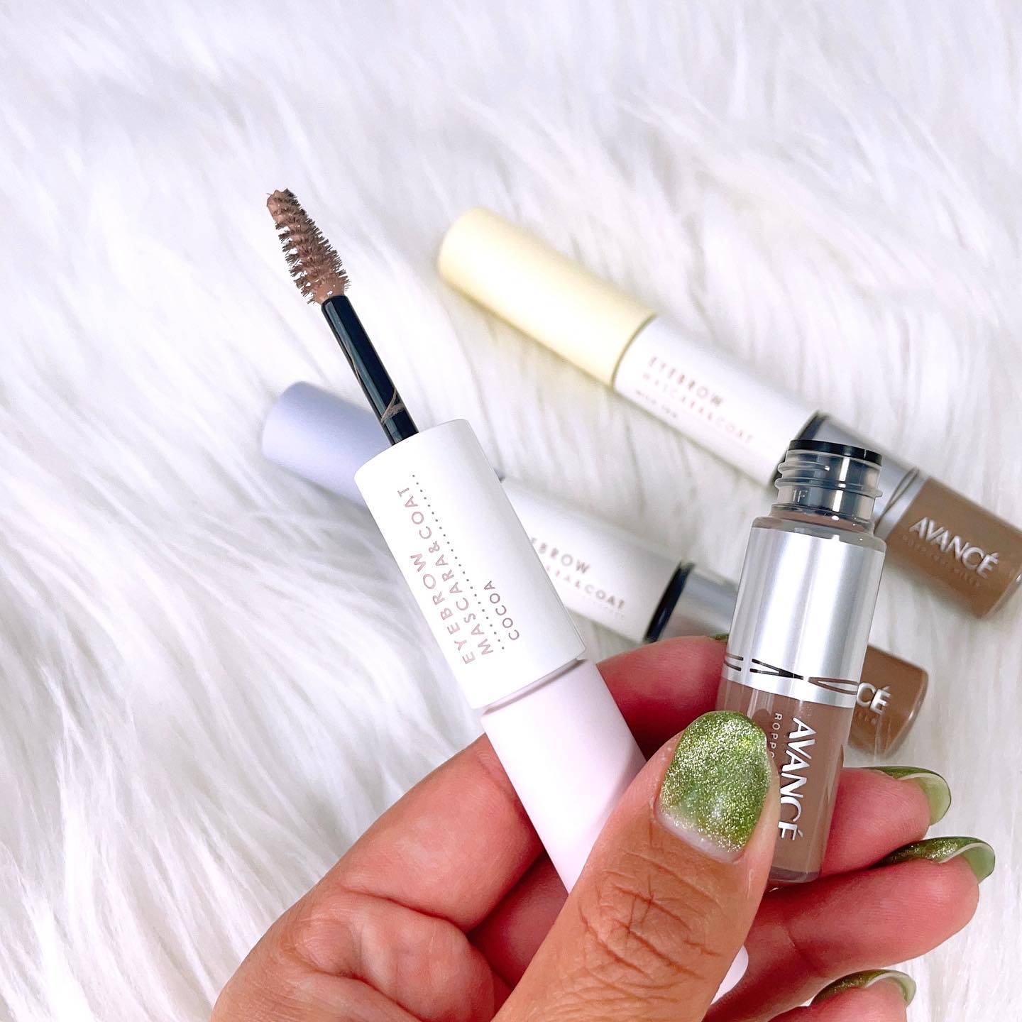 アヴァンセ アイブロウマスカラ＆コート /アヴァンセ/眉マスカラを使ったクチコミ（2枚目）