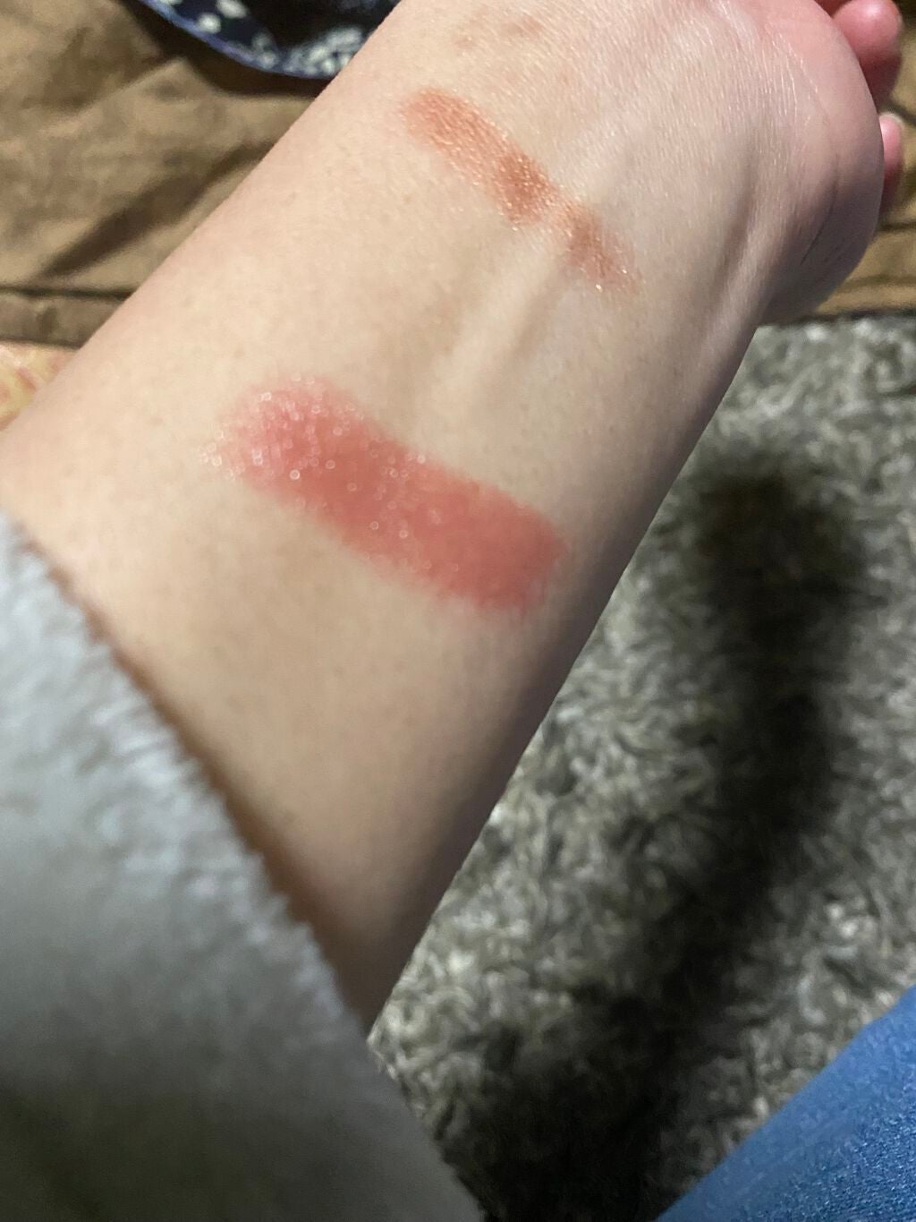 mtes97-yma on LIPS 「CEZANNEBE2のリップ購入しました色的には、ベージュです..」(4枚目)