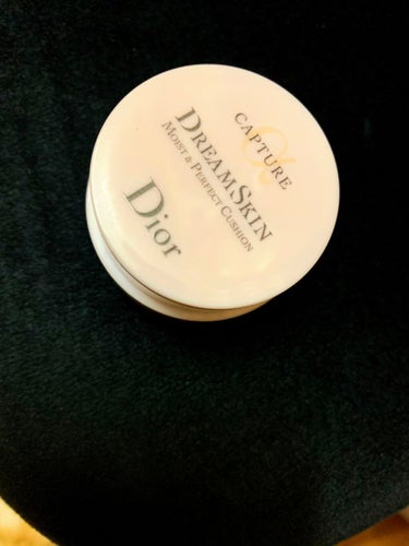 カプチュール ドリームスキン モイスト クッション SPF50 /PA+++ /Dior/クッションファンデーションを使ったクチコミ（1枚目）