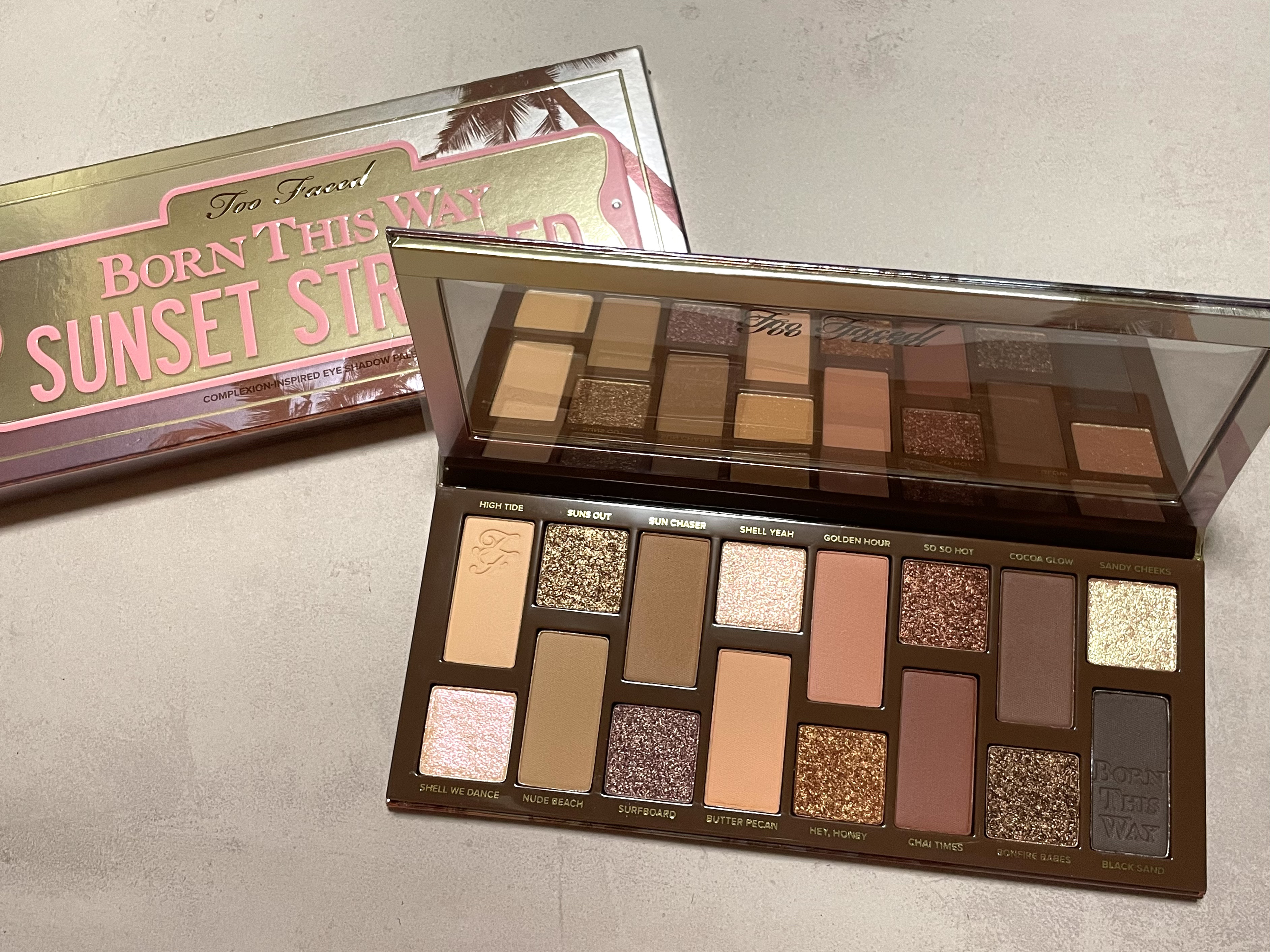ボーンディスウェイ サンセット ストリップ アイシャドウ パレット/Too Faced/アイシャドウパレットを使ったクチコミ（1枚目）