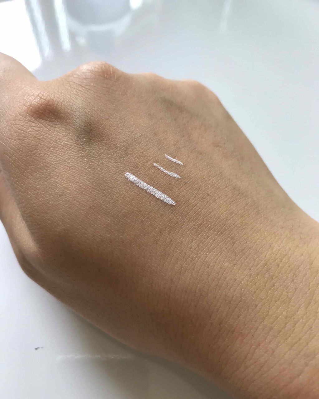 EYE OPENING LINER/UZU BY FLOWFUSHI/リキッドアイライナーを使ったクチコミ(4枚目)