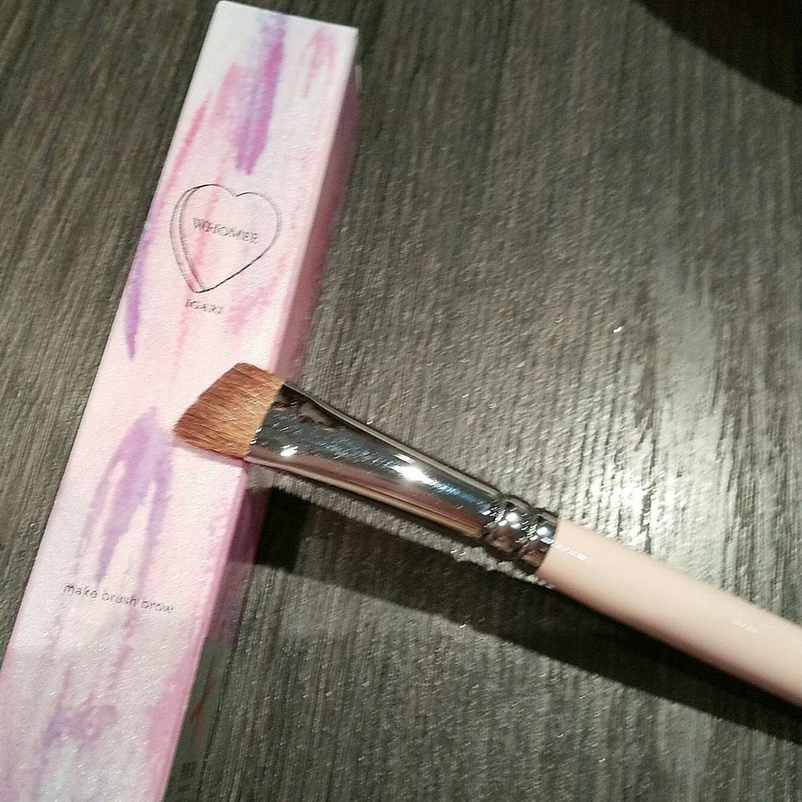 フーミー アイブロウブラシ 熊野筆/WHOMEE/メイクブラシを使ったクチコミ(2枚目)