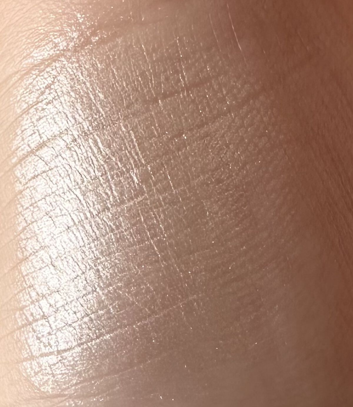 パールグロウハイライト/CEZANNE/パウダーハイライトを使ったクチコミ（2枚目）