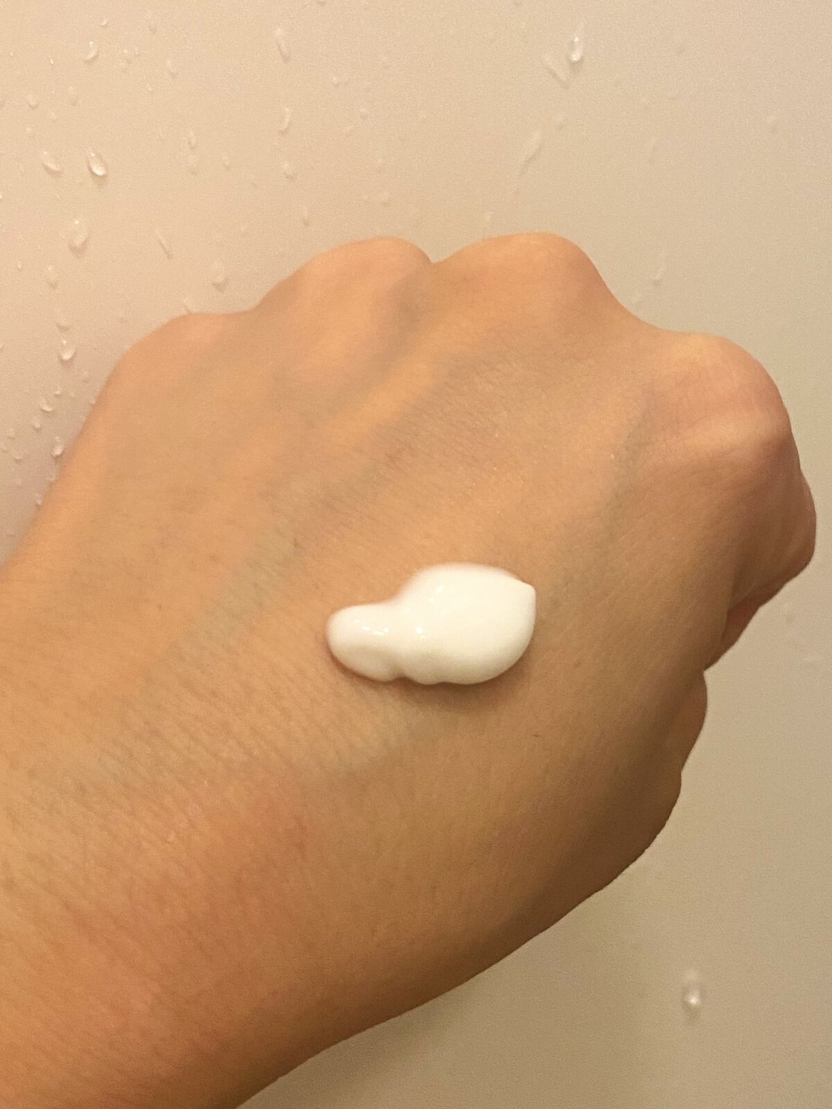 GUERLAIN クレンジング ミルクのクチコミ「*──────────*
GUERLAIN
クレンジングミルク
*──────────*

■.....」（2枚目）