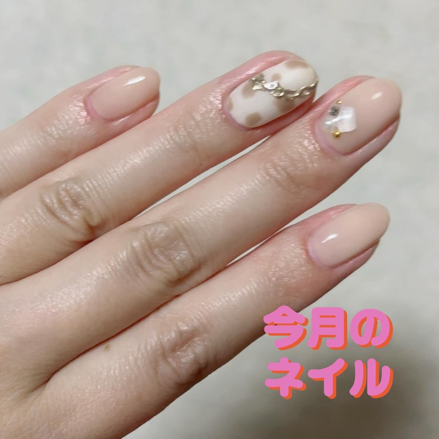 #ネイル,#秋ネイル,#マットネイル,#ベージュネイルのネイルデザイン