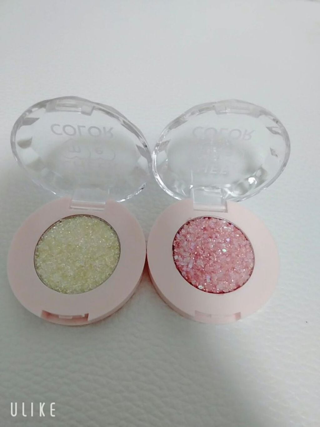 CHEER me COLOR グリッターアイシャドウ/セリア/グリッターを使ったクチコミ(3枚目)