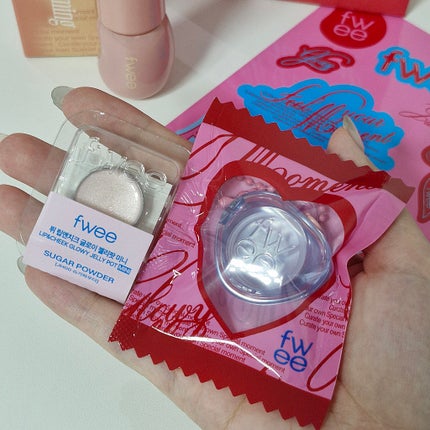 フィー 3Dボリューミンググロス/fwee/リップグロスを使ったクチコミ(3枚目)