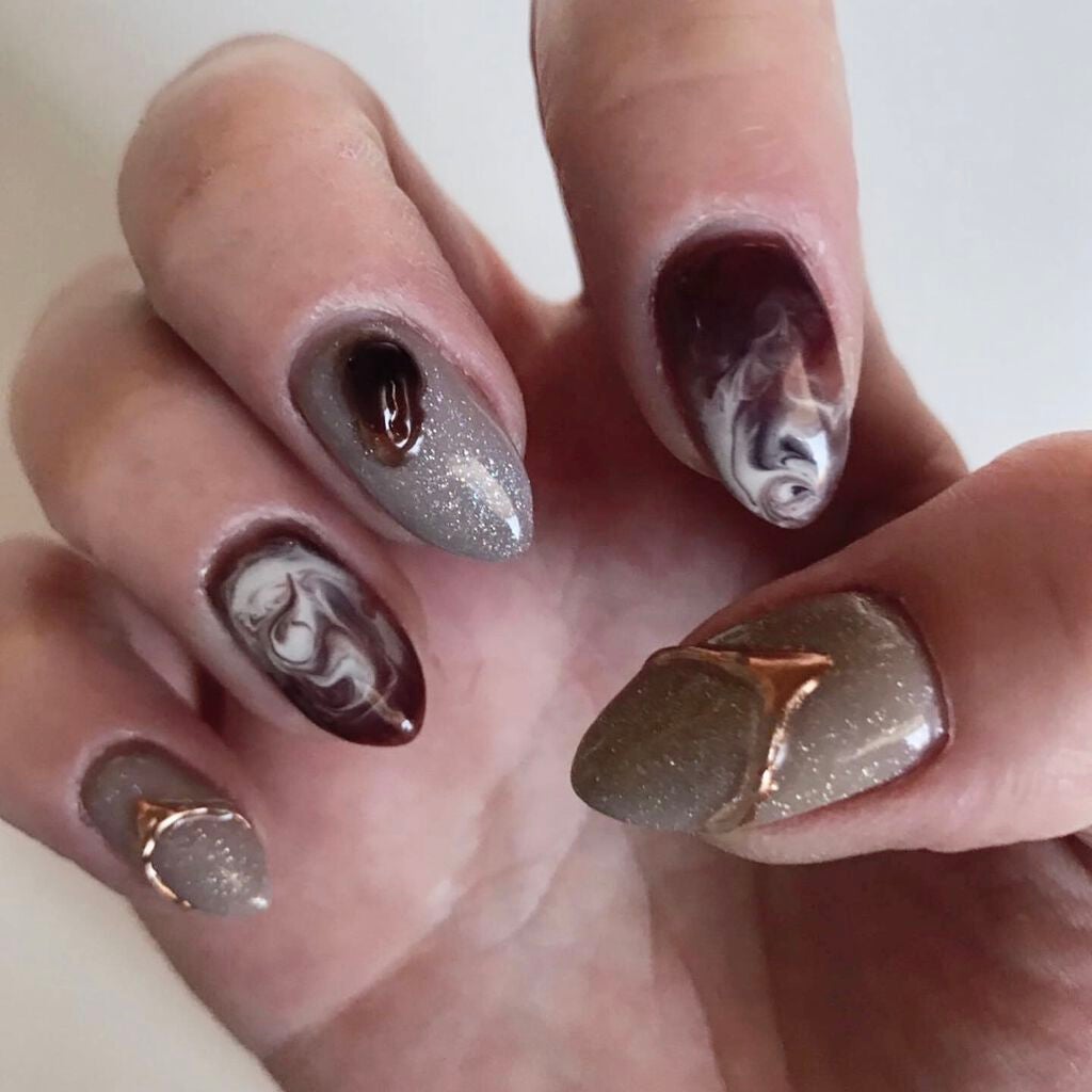 まめ子 on LIPS 「※記録として過去ネイルもデザインとしてアップしてます🙇🏼♀️..」(2枚目)