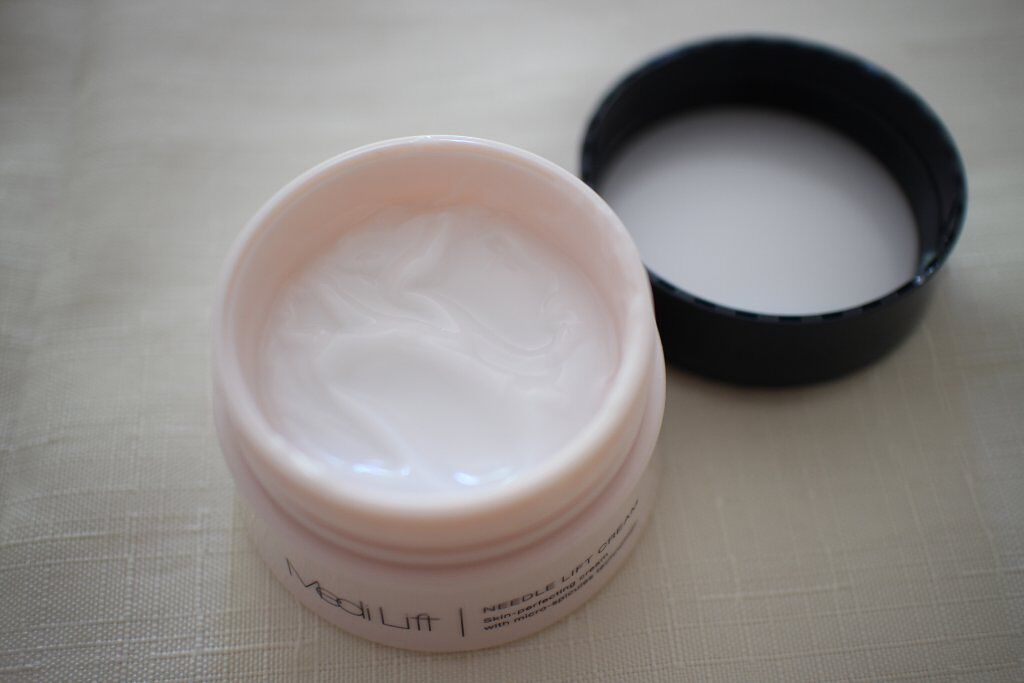 メディリフト ニードルリフトクリーム/YA-MAN TOKYO JAPAN/フェイスクリームを使ったクチコミ（2枚目）