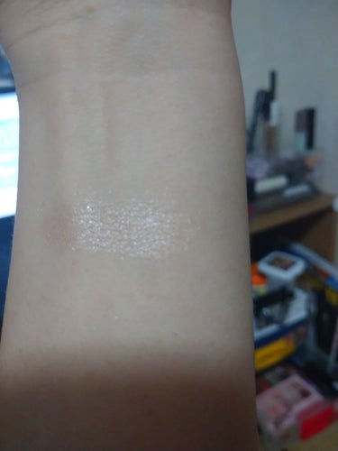 U R GLAM URGLAM　HIGHLIGHT POWDERのクチコミ「URGLAMURGLAM　HIGHLIGHT POWDER
肌なじみも良く思った以上の色で気に.....」（2枚目）