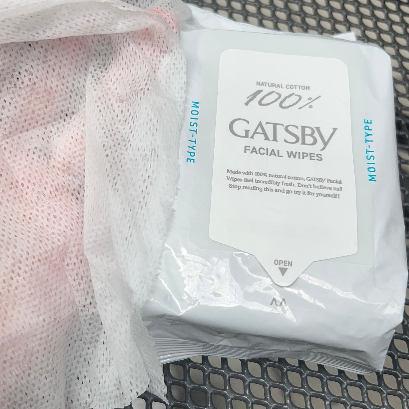 アイスデオドラントボディペーパー アイスフルーティ/ギャツビー/ボディシートを使ったクチコミ(5枚目)