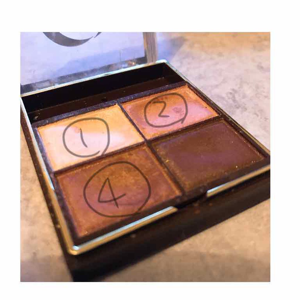 ダズルシャドウ/M・A・C/単色アイシャドウを使ったクチコミ（2枚目）