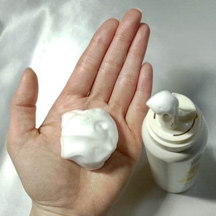 VECUA Honey はちみるく ボディムースのクチコミ「●WONDER HONEY ワンダーハニー はちみるく ボディームース
90g ¥1,430.....」(3枚目)