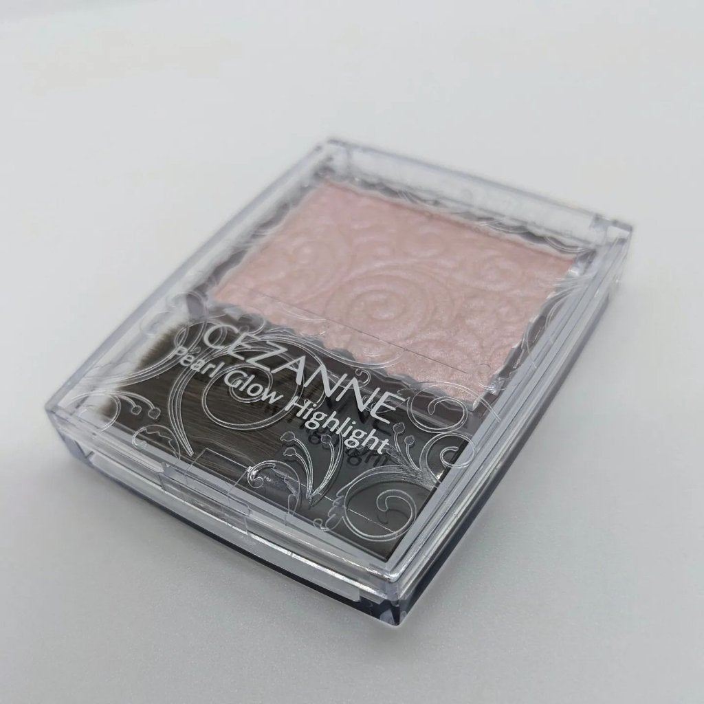 パールグロウハイライト/CEZANNE/パウダーハイライトを使ったクチコミ(3枚目)