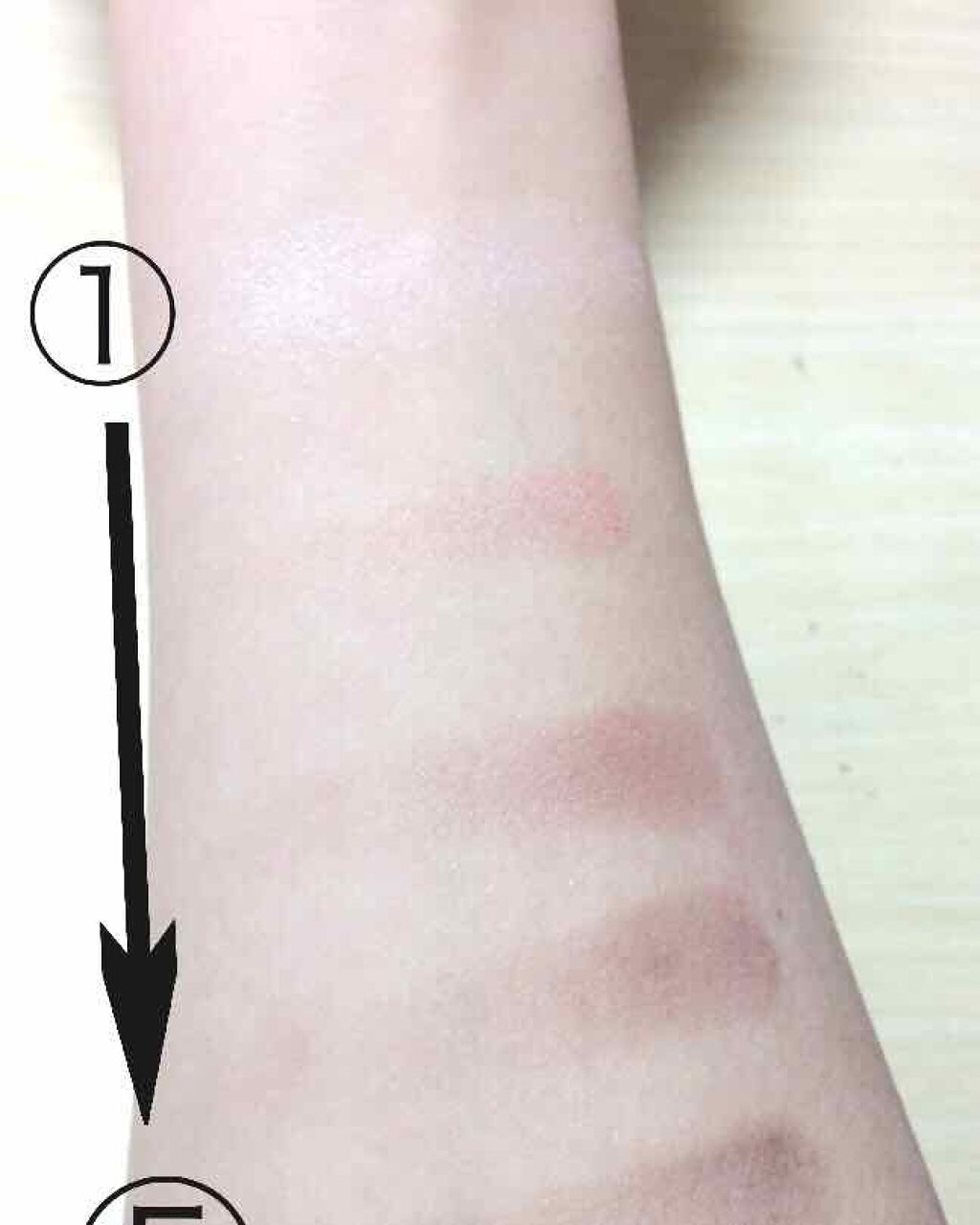 トーンアップアイシャドウ/CEZANNE/アイシャドウパレットを使ったクチコミ（2枚目）