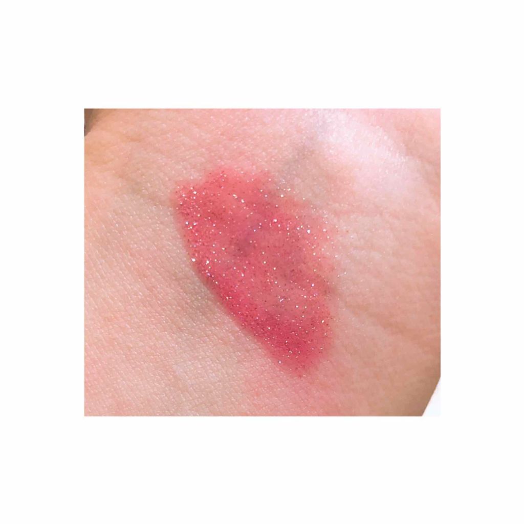 メスメリック グロスオン/CHICCA/リップグロスを使ったクチコミ(3枚目)