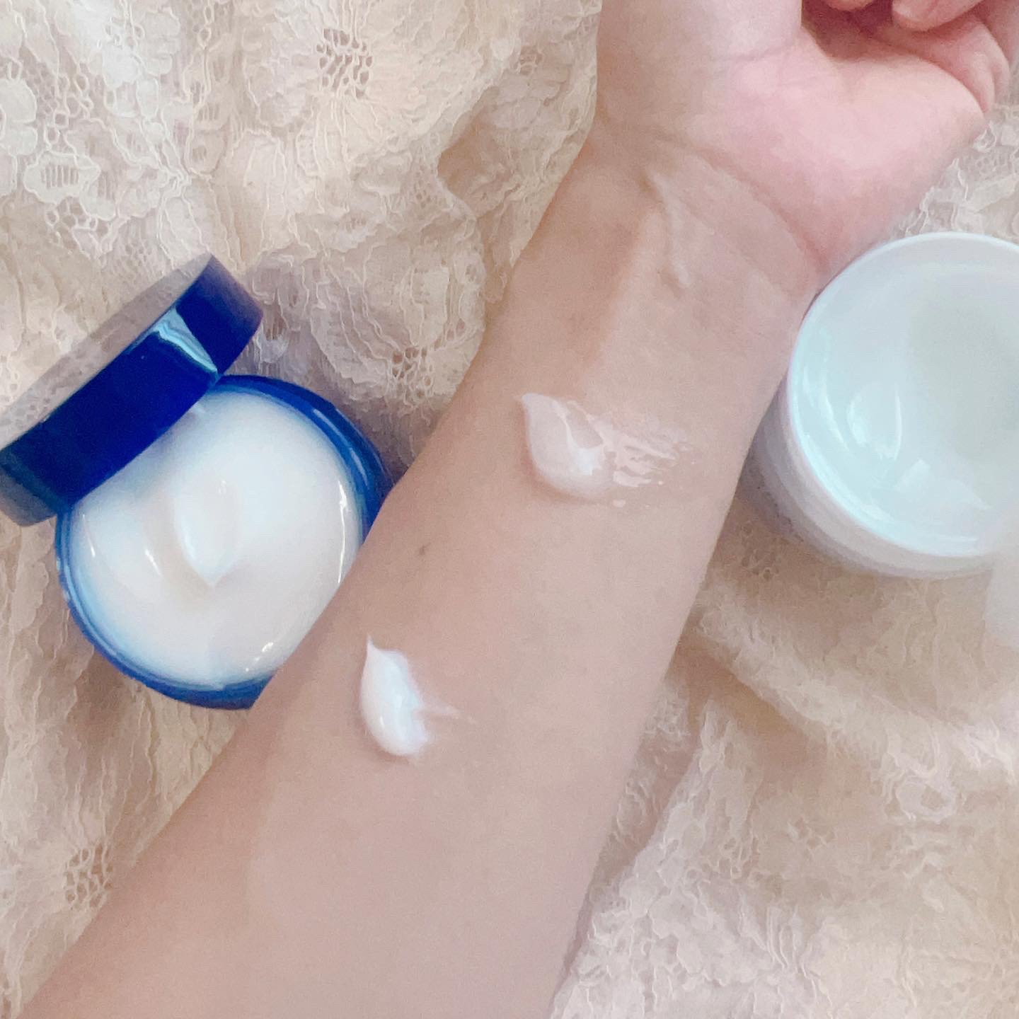 エッセンス ジェル EX/イオナ スパ＆ミネラル/オールインワン化粧品を使ったクチコミ（3枚目）