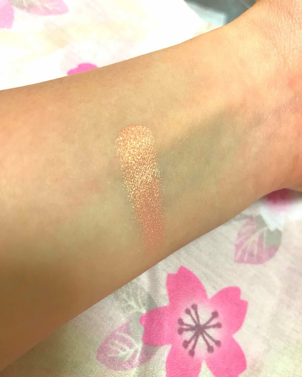 シャドーカスタマイズ/MAJOLICA MAJORCA/単色アイシャドウを使ったクチコミ（2枚目）