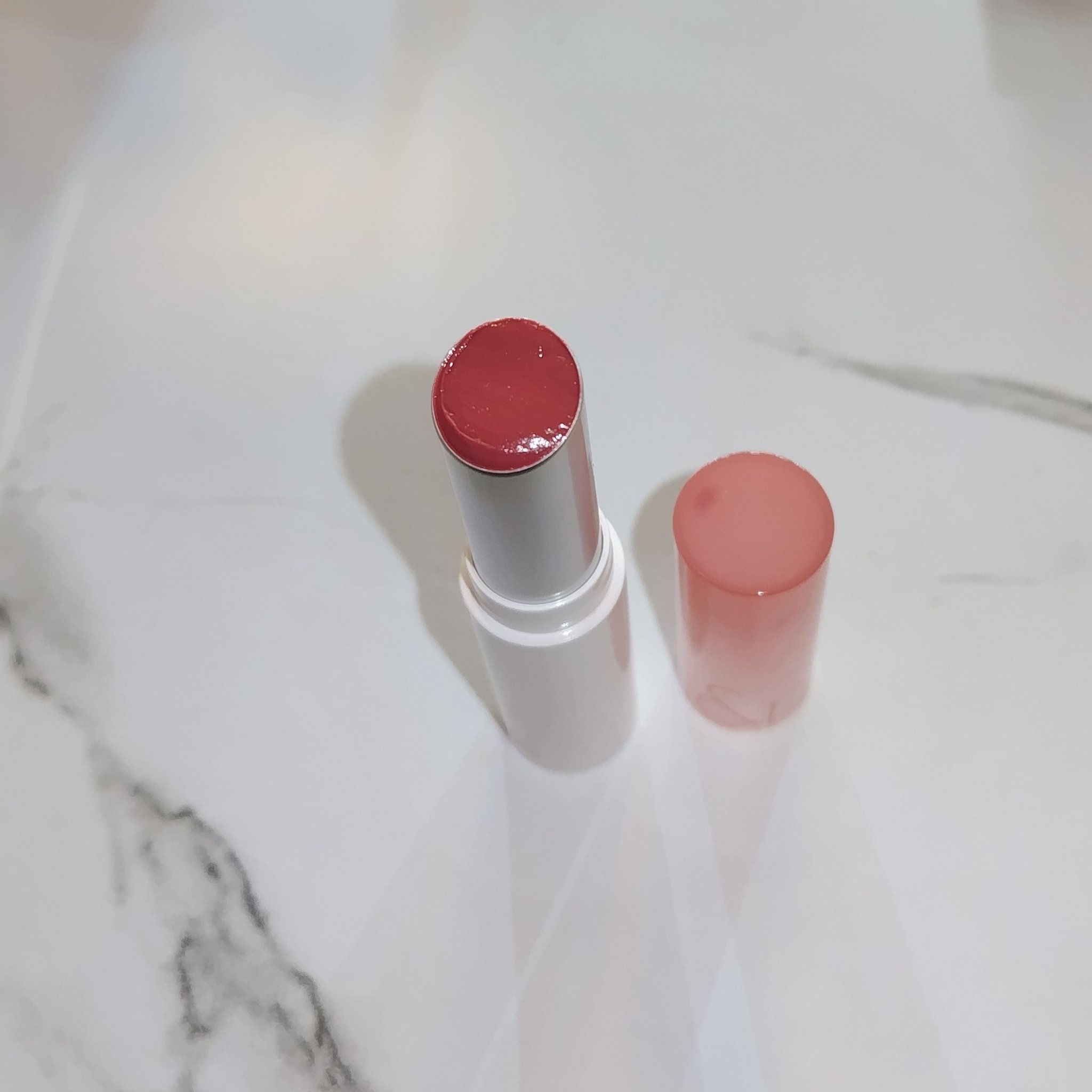 グラスティングメルティングバーム/rom&amp;nd/リップバームを使ったクチコミ（2枚目）