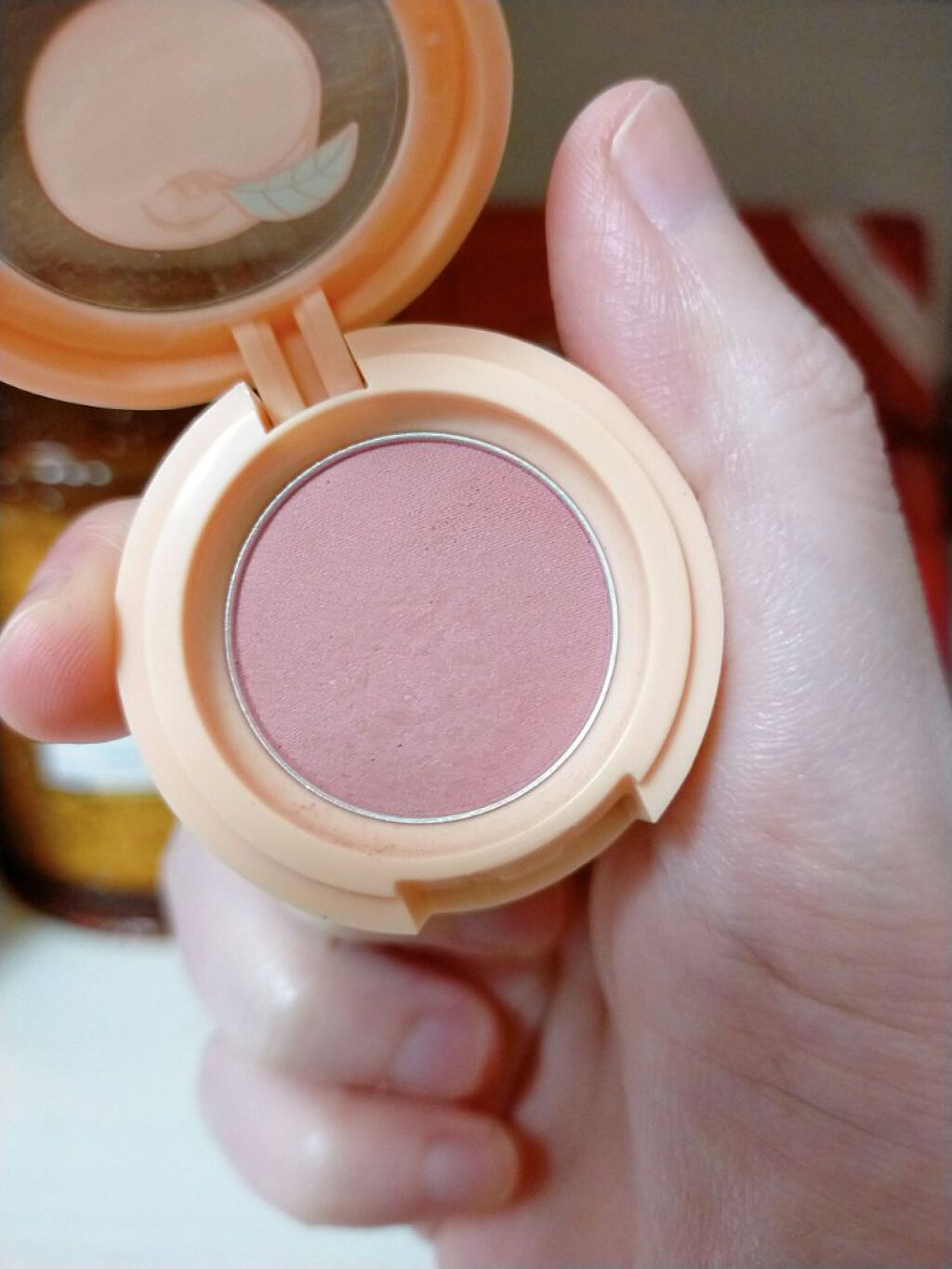 モノアイズ アイシャドウ/ARITAUM/単色アイシャドウを使ったクチコミ（2枚目）