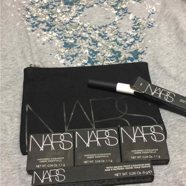 スマッジプルーフ アイシャドーベース/NARS/アイシャドウベースを使ったクチコミ（1枚目）