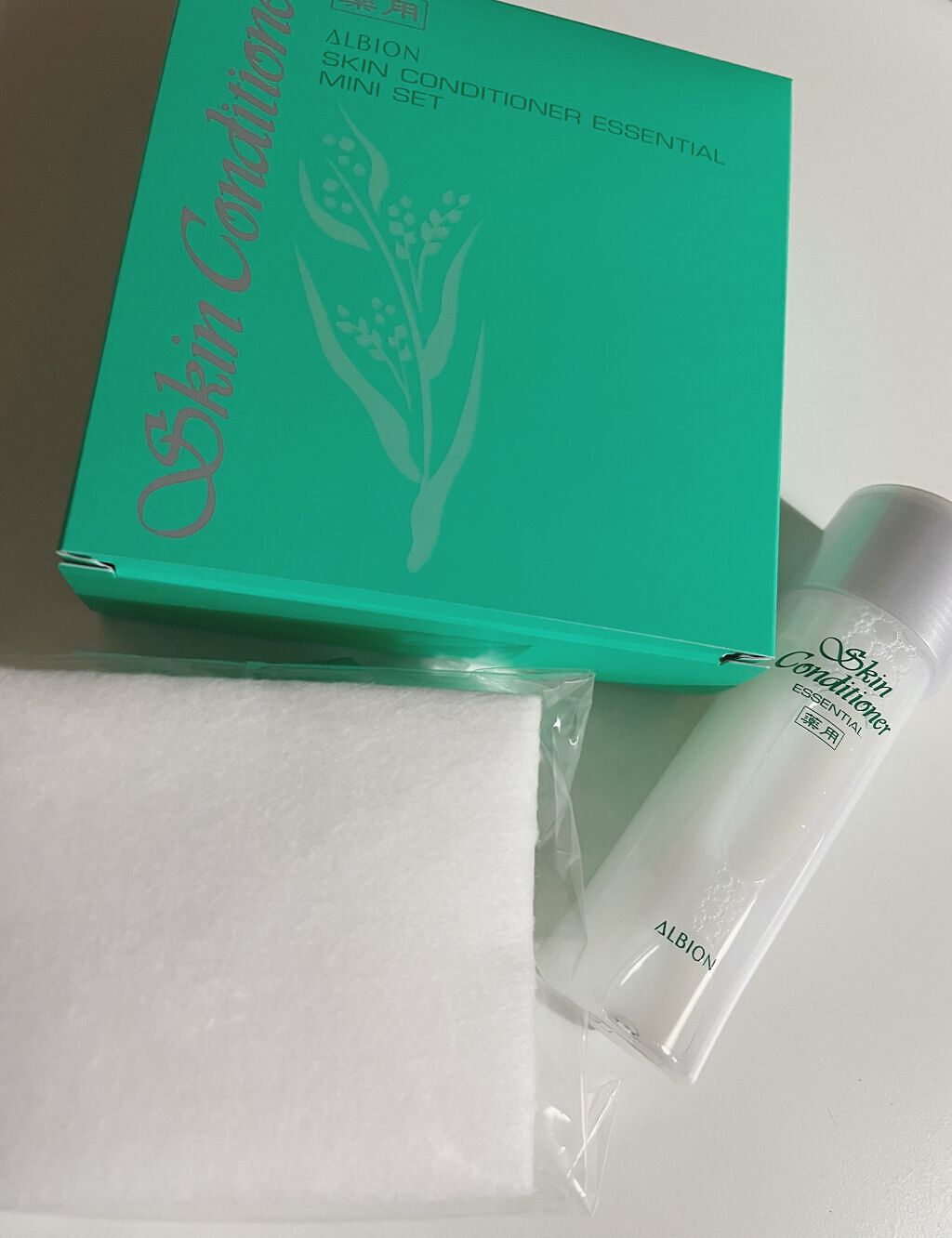 エクサージュホワイト ブライトラッピング クリーム/ALBION/フェイスクリームを使ったクチコミ（2枚目）