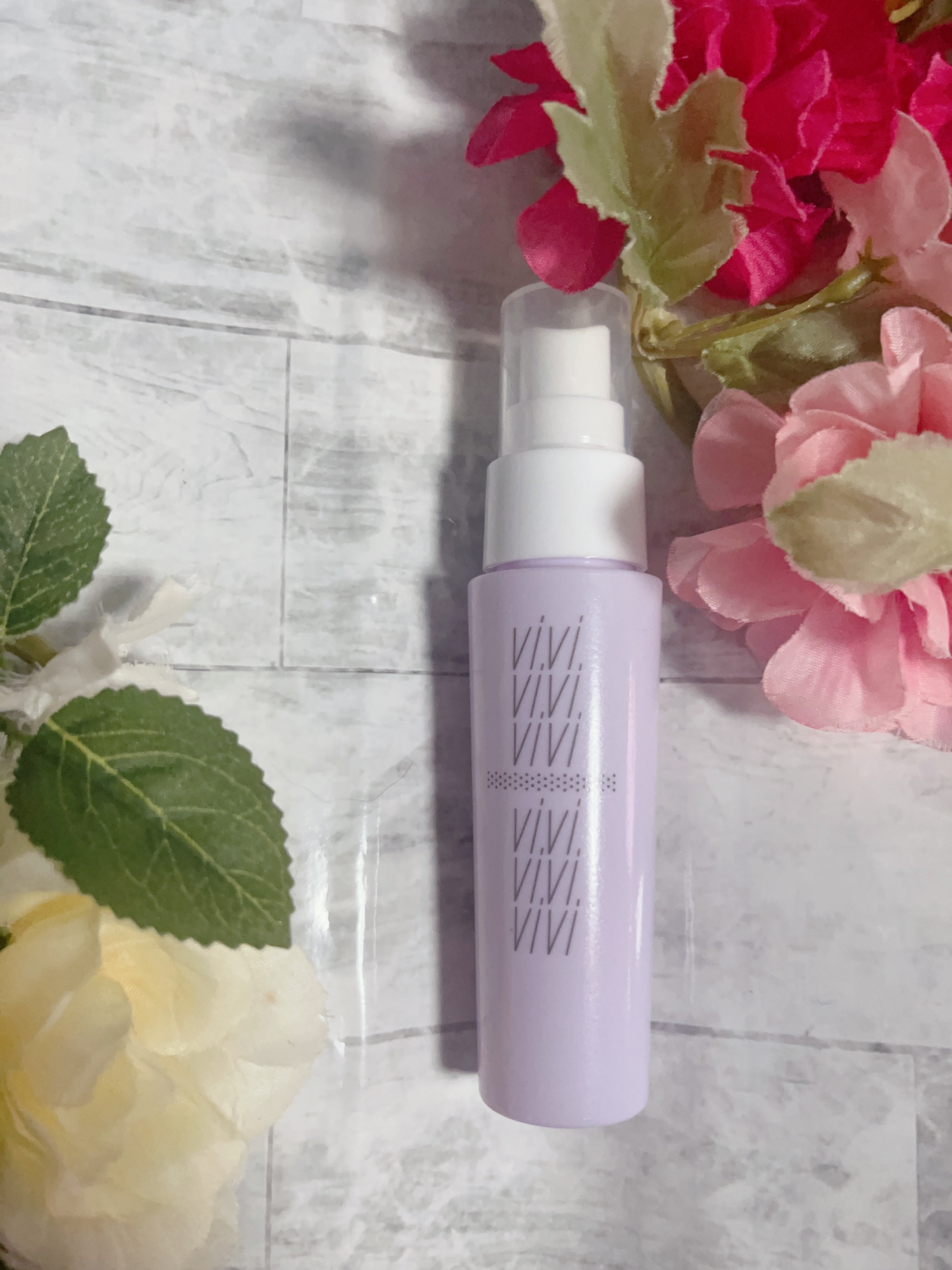 色持ちミスト/ヴィ・ヴィ/その他化粧小物を使ったクチコミ（1枚目）