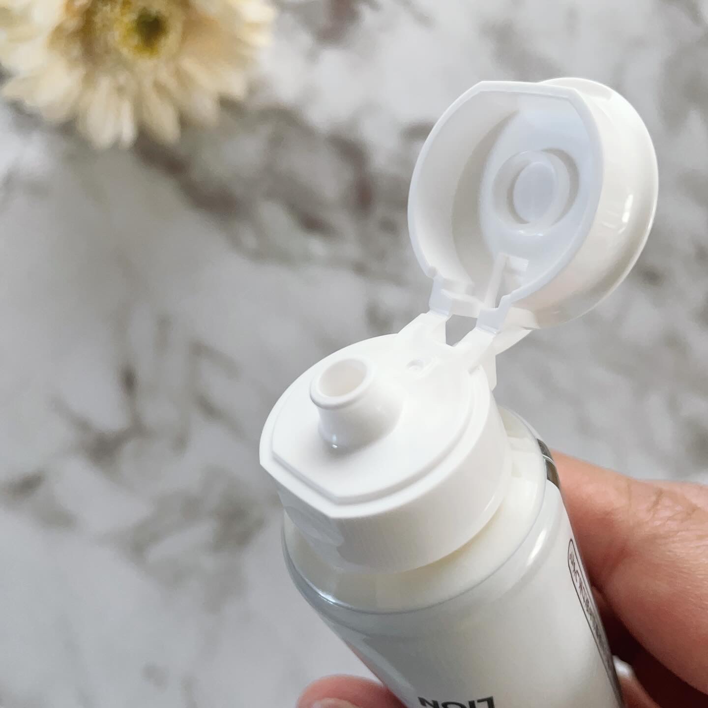 Lighteeハミガキ  ホワイトローズミント 100g/ライオン/歯磨き粉を使ったクチコミ（3枚目）