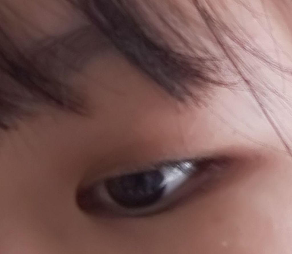 パウダーアイシャドウ ブルーミングキティ/DAISO/アイシャドウパレットを使ったクチコミ（3枚目）