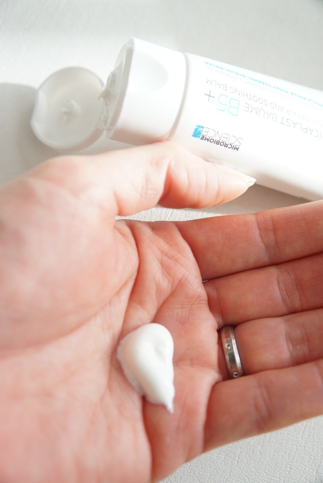 シカプラスト リペアクリーム B5+ /ラ ロッシュ ポゼ/フェイスクリームを使ったクチコミ(4枚目)