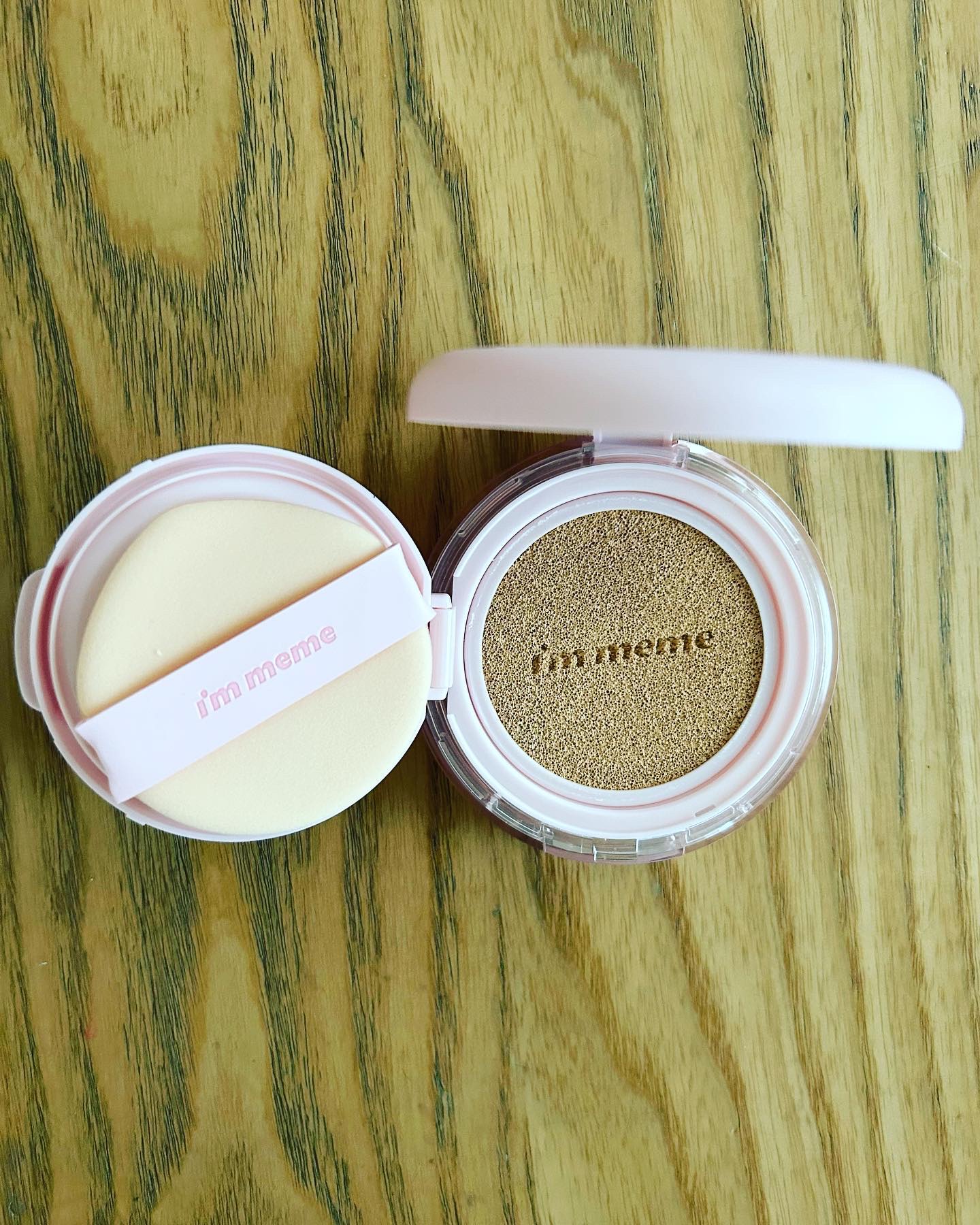 ワンダーベルベットラスティングクッション/i’m meme/クッションファンデーションを使ったクチコミ（3枚目）