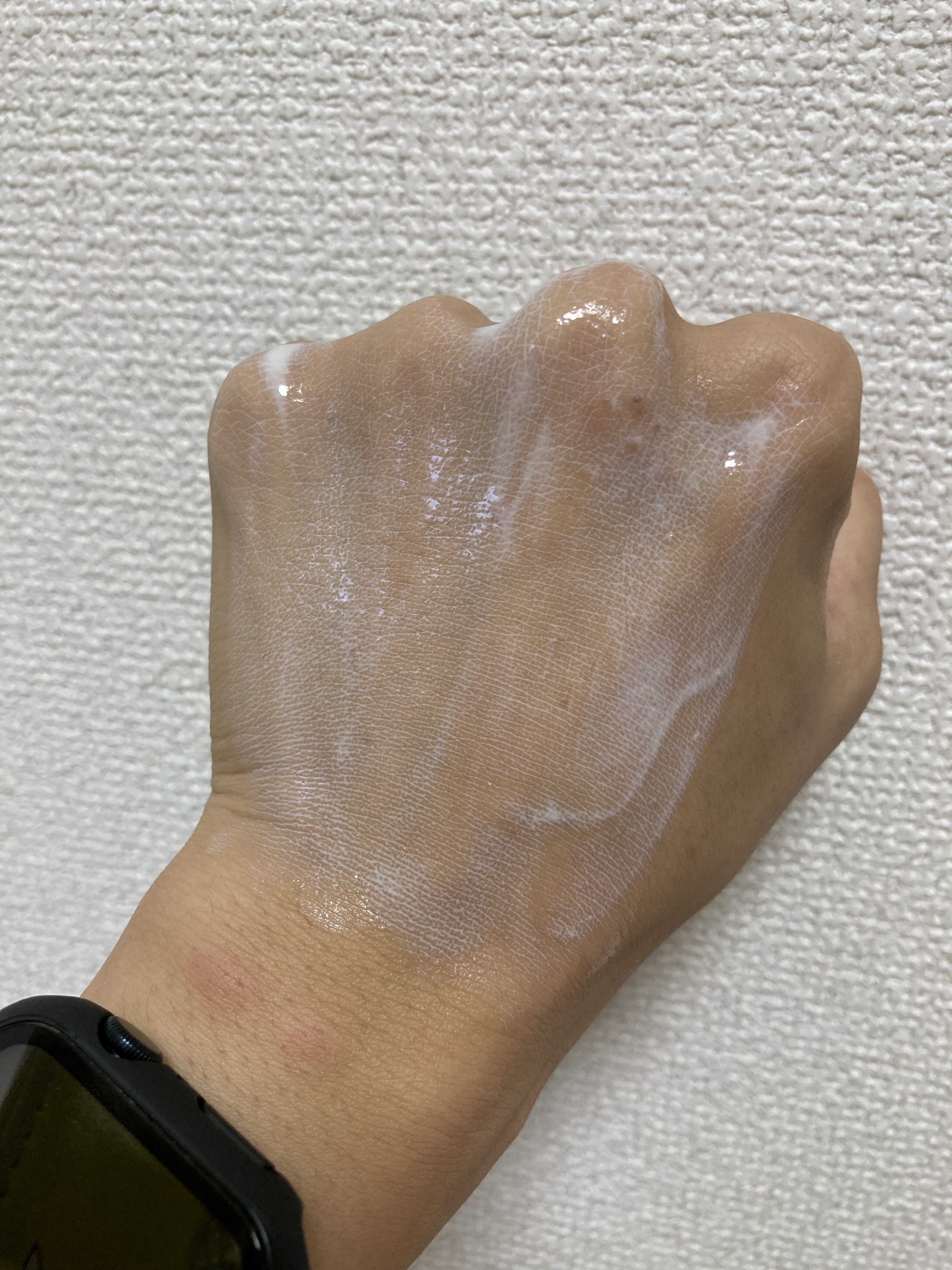 アクアシャボン アクアシャボンバリアUVジェルのクチコミ「男も日焼け止めを塗る時代です！

今回ご紹介するのは
アクアシャボンバリアUVジェル
ちいかわ.....」（3枚目）